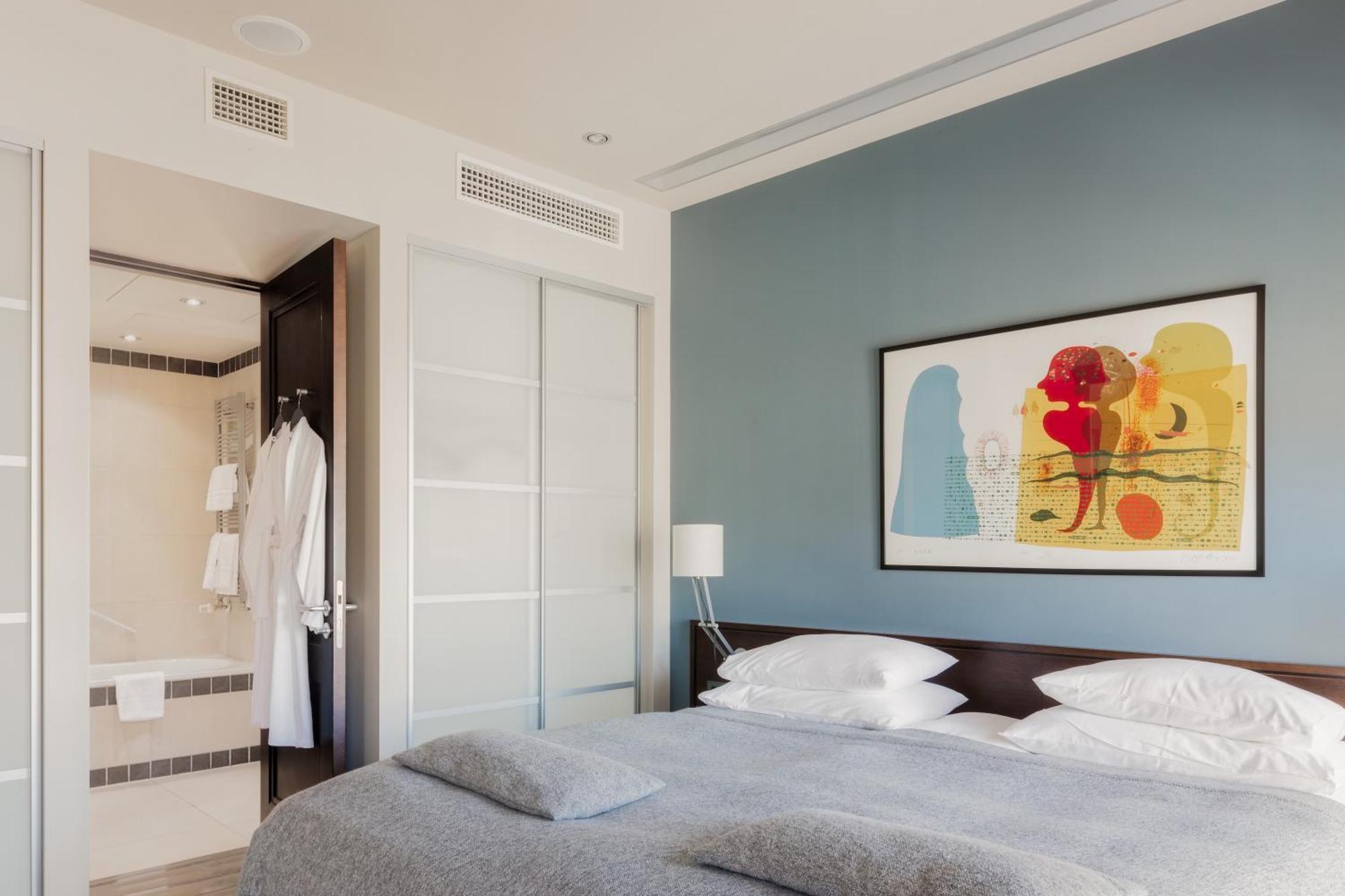Hotel Bergs Suites Riga Esterno foto