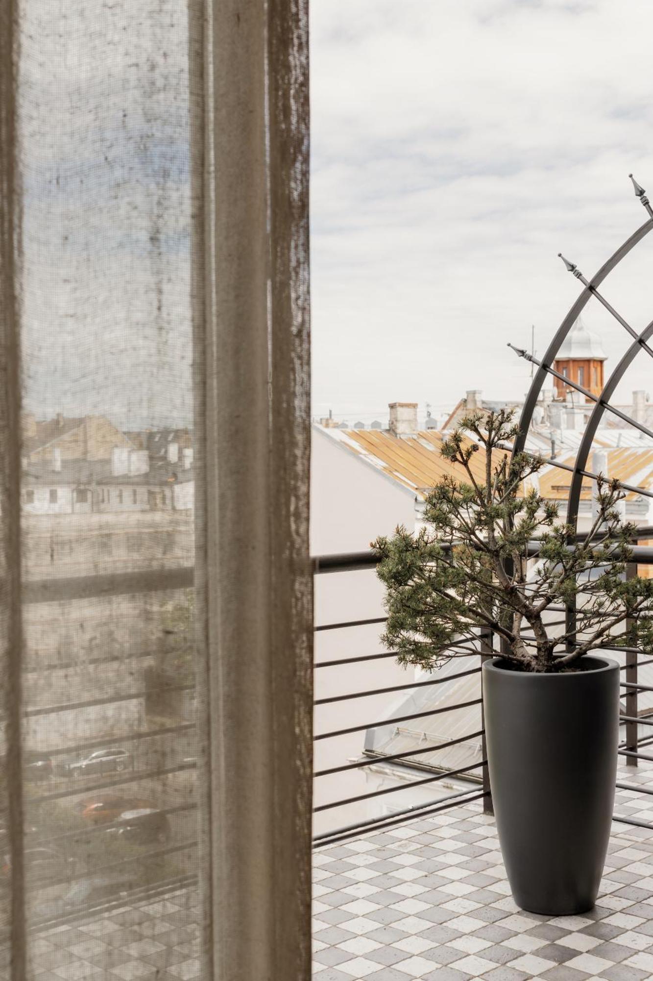 Hotel Bergs Suites Riga Esterno foto