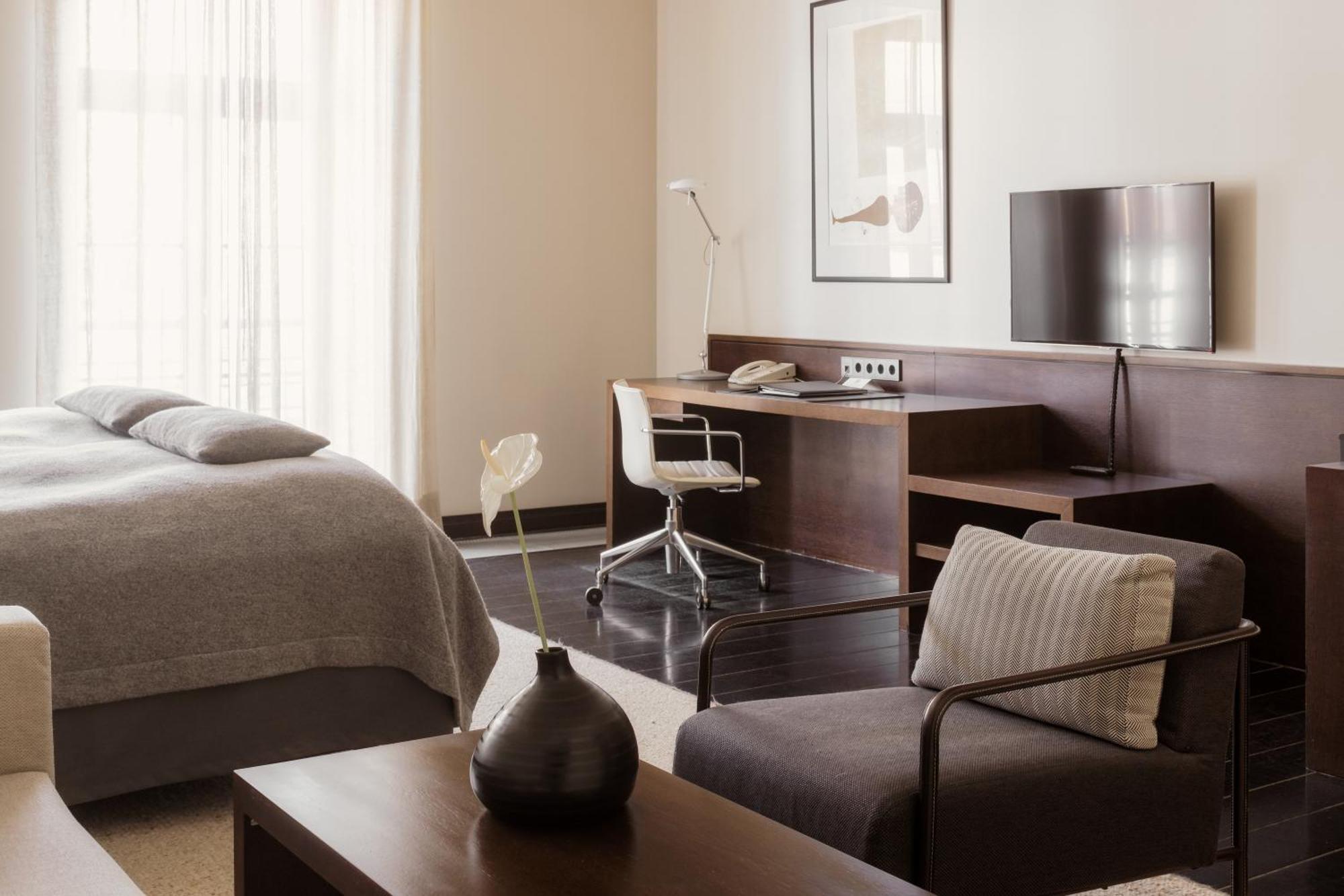 Hotel Bergs Suites Riga Esterno foto